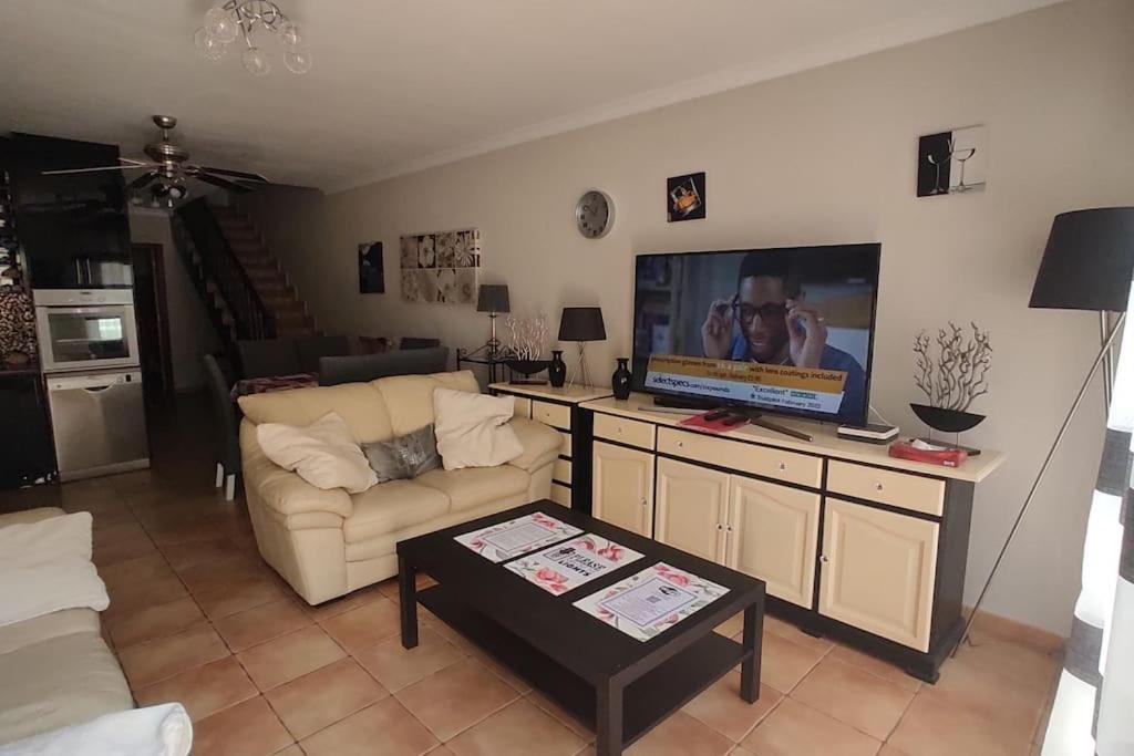 Casa Donn - El Sultan 63 - Luxury 3 Bed Villa With Fast Fibre Internet Corralejo Eksteriør billede